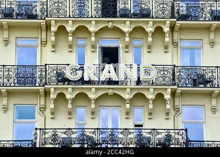 13. August 2020, Brighton, Großbritannien: Das Schild am Gran Hotel in Brighton in East Sussex. (Bild: © Dave Rushen/SOPA Images via ZUMA Wire) Stockfoto