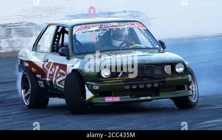 9. Juni 2017, Rosamond, CA, USA: Willow Springs International Motorsports Park, Willow Springs, Kern County, California, USA, 15. August 2020. Der Raceway ist in der Nähe von Rosamond, Kern County, in der Nähe von Lancaster, Kalifornien, und ist etwa eine Stunde nördlich von Los Angeles. Es ist eine historische Rennstrecke, in der Existenz mehr als siebzig Jahre. Das erste Rennen fand am 23. November 1953 statt. Die Hauptstrecke ist eine anspruchsvolle 2.5 Meilen (4.0 km) lange Straße, die unverändert von der ursprünglichen 1953 Konfiguration ist. Die interessanten Höhenunterschiede und die hohen Durchschnittsgeschwindigkeiten machen es zu einem Favoriten vieler Straßenrennen dr Stockfoto