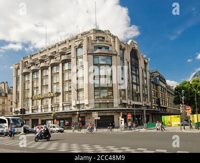 La Samaritaine von der Pont Neuf aus gesehen. Paris. Frankreich La Samaritaine ist ein großes Kaufhaus in Paris, Frankreich, im ersten Arrondissement Stockfoto