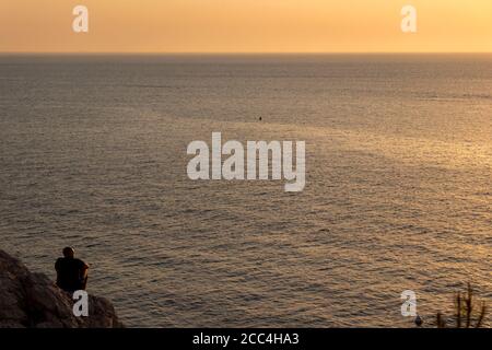 Sonnenuntergang über dem Meer bei Marseille Frankreich Stockfoto