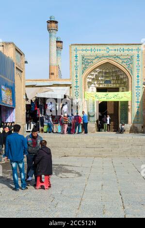 Eingang, Masjed-e Djame oder Jameh Moschee, Esfahan, Iran Stockfoto