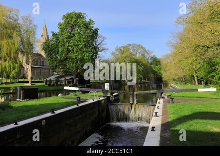 St Remigus Church, River Nene, Water Newton Village, Cambridgeshire; England, Großbritannien Stockfoto