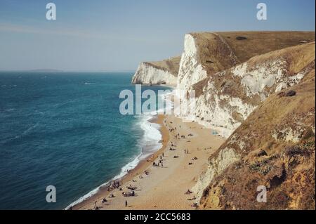 Durdle Door Beach an der Jurassic Coast, Dorset, Großbritannien Stockfoto