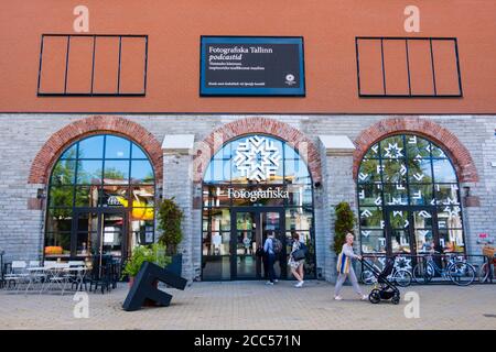 Fotografiska, Fotografie Museum und Ausstellungsraum, Telliskivi loomelinnak, Telliskivi Kreativviertel, Kalamaja, Tallinn, Estland Stockfoto