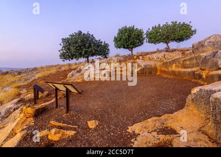 Blick auf den Aussichtspunkt am See von Galiläa im Mount Arbel Nationalpark. Nord-Israel Stockfoto