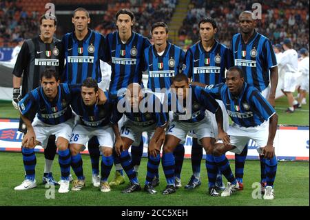 Mailand Italien, 19. August 2007, 'G.MEAZZA ' Stadion, Fußball-Super-Cup Trophy 2007, FC Inter - AS Roma : die Inter Spieler vor dem Spiel Stockfoto