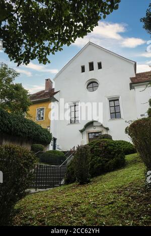 Graz, Österreich. August 2020. Die Außenansicht der Zweigstelle und Klosterkirche St. Antonius von Padua im Stadtzentrum Stockfoto