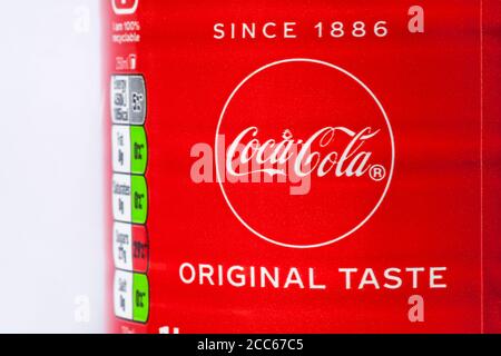 Coca Cola seit 1886 Original Geschmack - Etikett auf der Flasche Von Coca Cola Stockfoto