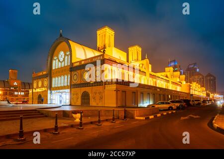 SHARJAH, VAE - MÄRZ 01, 2019: Blue Souk oder Zentralen Markt befindet sich im Zentrum von Sharjah in den Vereinigten Arabischen Emiraten oder VAE entfernt Stockfoto