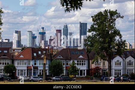 Bild zeigt: Ruskin Park Richtung Vauxhall Bild von Gavin Rodgers/ Pixel8000 Stockfoto