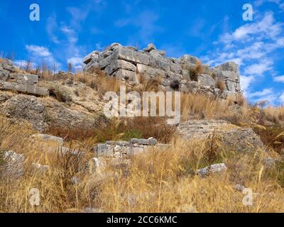 Die Ruinen einer alten lykischen Festung von Tlos, Mugla. Türkei. Stockfoto