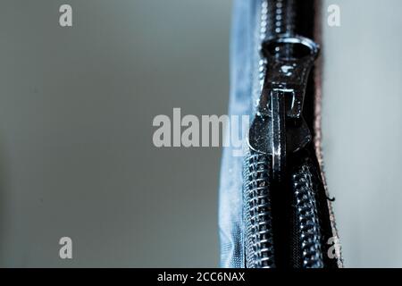 Nahaufnahme Makro-Foto von Shabby Reißverschluss doggy. Stockfoto