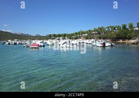 Palau, Sardinien, Italien. Der Yachthafen von Capo D'Orso Camping Stockfoto