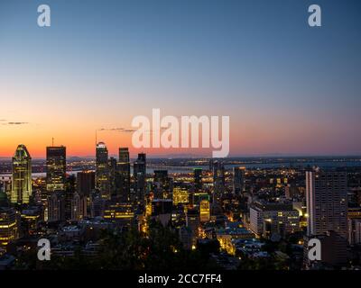 Montreal Sonnenaufgang vom Mount Royal mit Skyline in Am Morgen Stockfoto