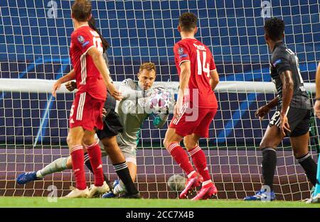 Lissabon, Lissabon, Portugal, 19. August 2020. Manuel NEUER, FCB 1 SAVE im Halbfinalspiel UEFA Champions League, Finalturnier FC BAYERN MÜNCHEN - OLYMPIQUE LYON in der Saison 2019/2020, FCB, © Peter Schatz / Alamy Live News / Pool - die UEFA-VORSCHRIFTEN VERBIETEN DIE VERWENDUNG VON FOTOS als BILDSEQUENZEN und/oder QUASI-VIDEO - Nationale und internationale Nachrichtenagenturen AUSSCHLIESSLICHE redaktionelle Verwendung Stockfoto