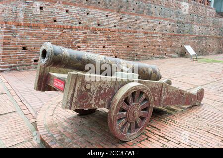 Alte Kanonen in Anping Old Fort (Fort Zeelandia) in Tainan, Taiwan. War eine Festung über zehn Jahre von 1624 bis 1634 von den Holländern gebaut. Stockfoto