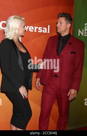 LOS ANGELES - 9. JANUAR: Maryse Ouellet, Michael Mizanin, The Miz bei der NBC TCA Winter Press Tour im Langham Huntington Hotel am 9. Januar 2018 in Pasadena, CA Stockfoto