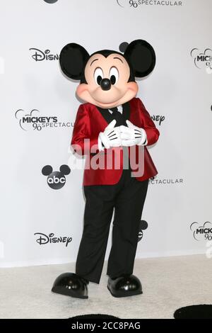 LOS ANGELES - OCT 6: Mickey Mouse bei der 90. Spektakulären Aufnahme des Mickey im Shrine Auditorium am 6. Oktober 2018 in Los Angeles, CA Stockfoto