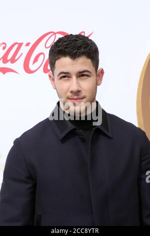 LOS ANGELES - 6. JANUAR: Nick Jonas beim Gold MEETS GOLDEN: The 5th Anniversary at the House on Sunset am 6. Januar 2018 in Los Angeles, CA Stockfoto