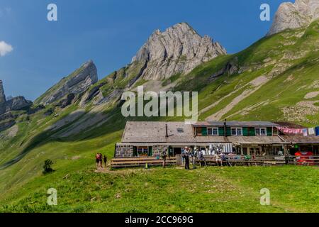 Schöne Erkundungstour durch die Appenzeller Berge in der Schweiz. - Appenzell/Alpstein/Schweiz Stockfoto