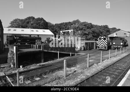 Ein Maschinenhof an der Haven Street Station auf der Isle of Wight. Stockfoto