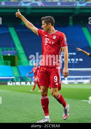 Lissabon, Lissabon, Portugal, 19. August 2020. Robert LEWANDOWSKI, FCB 9 im Halbfinalspiel UEFA Champions League, Finalturnier FC BAYERN MÜNCHEN - OLYMPIQUE LYON 3-0 in der Saison 2019/2020, FCB, © Peter Schatz / Alamy Live News / Pool - die UEFA-VORSCHRIFTEN VERBIETEN DIE VERWENDUNG VON FOTOS als BILDSEQUENZEN und/oder QUASI-VIDEO - Nationale und internationale Nachrichtenagenturen AUSSCHLIESSLICHE redaktionelle Verwendung Stockfoto