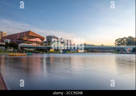 Adelaide, South Australia - Torrens Riverbank Precinct at Sunset Stockfoto