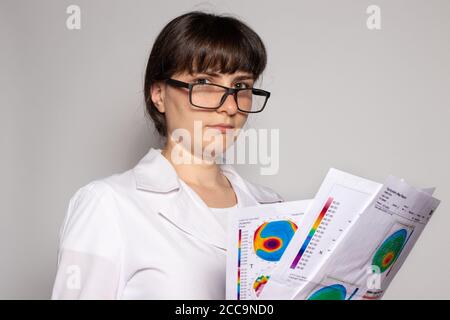Dünner werdendes Hornhautdystrophie, Augen-Keratotopographie. Stockfoto