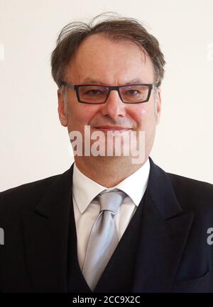 Berlin, Deutschland. August 2020. Der neue Botschafter der Tschechischen Republik in Deutschland, Tomas Kafka, im Schloss Bellevue, bevor er seine Beglaubigungsschreiben an den Bundespräsidenten übergab. Quelle: Wolfgang Kumm/dpa/Alamy Live News Stockfoto