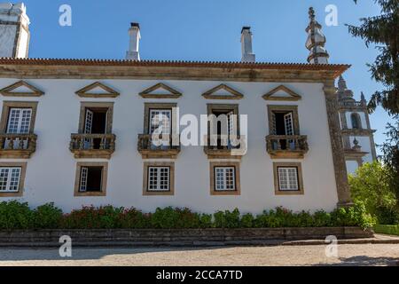 Vila Real / Portugal - 08 01 2020: Blick auf das Außengebäude Solar de Mateus, ikonisch des portugiesischen Barock aus dem 18. Jahrhundert Stockfoto