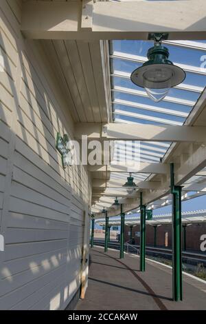 Bahnsteig Orient Express Station Folkestone Hafen Bahnhof Kent England Stockfoto