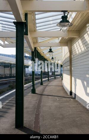 Bahnsteig Orient Express Station Folkestone Hafen Bahnhof Kent England Stockfoto