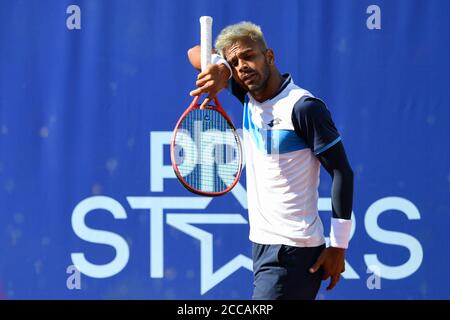 Prag, Tschechische Republik. August 2020. Sumit Nagal aus Indien reagiert beim I. CLTK Prague Open des ATP Challenger Tour-Spiels gegen Stan Wawrinka aus der Schweiz in Prag, Tschechien, 20. August 2020. Kredit: Michal Kamaryt/CTK Foto/Alamy Live Nachrichten Stockfoto