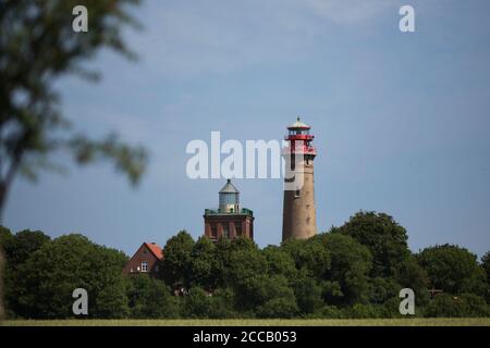 Der Leuchtturm Kap Arkona in Putgarten auf der Insel Rügen in der Ostsee. Stockfoto