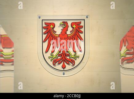 Potsdam, Deutschland. August 2020. Der Hörsaal des Verfassungsgerichts des Landes Brandenburg im Justizzentrum. Quelle: Soeren Stache/dpa-Zentralbild/ZB/dpa/Alamy Live News Stockfoto