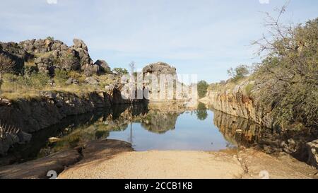 Teich See in üppiger Landschaft auf Boab Steinbruch Campingplatz in Western Australia. Stockfoto