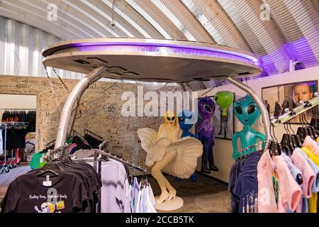 Nevada, 9. AUG 2020 - Innenansicht des Alien Research Center Stockfoto