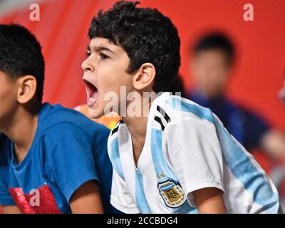 Argentinischer junger Fan. Khalifa International Stadium, Doha, Katar Stockfoto