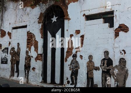 Street Art auf einem verlassenen Gebäude in der historischen Kolonialstadt Old San Juan, Puerto Rico. Stockfoto