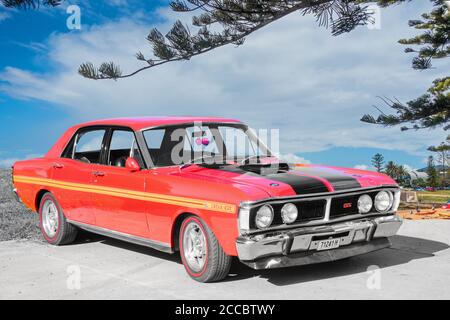 Ford Falcon 351-GT, eine viertürige Sportlimousine, die von 1970 bis 1972 im australischen Ford-Werk Broadmeadows gebaut wurde. Es hatte einen 351 Kubikzoll Cleveland V8 Stockfoto