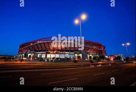 Lissabon, Deutschland. Mai 2019. firo: Champions League Final Turnier 2020, Lissabon, 18. August 2020, Fußball, UEFA Champions League, Halbfinale, RB Leipzig - PSG, Paris Saint Germain, LUZ Stadion, Außenansicht, Estadio da Luz Quelle: dpa/Alamy Live News Stockfoto