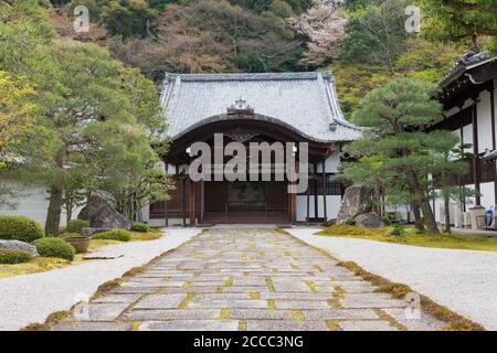 Kyoto, Japan - Nanzen-ji Tempel in Kyoto, Japan. Kaiser Kameyama errichtete es 1291 an der Stelle seines früheren freistehenden Palastes. Stockfoto