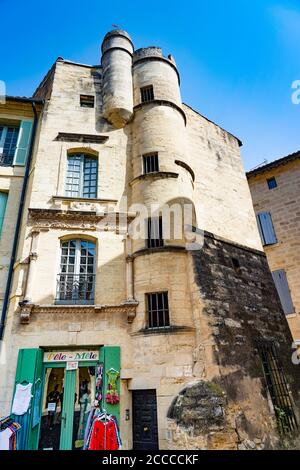 Frankreich. Gard (30) Uzes. Mittelalterliches Gebäude in der Altstadt Stockfoto