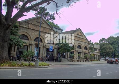 Bangalore, Indien - 04. September 2016: Britische Architektur in Indien, die in kommerziellen Markt / Basar verwandelt Stockfoto