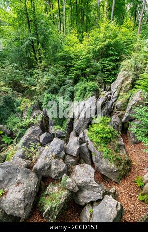 Das Felsenmeer in Hemer, Sauerland, Geotop, mit schroffen Felsformationen, Naturschutzgebiet, NRW, Deutschland Stockfoto