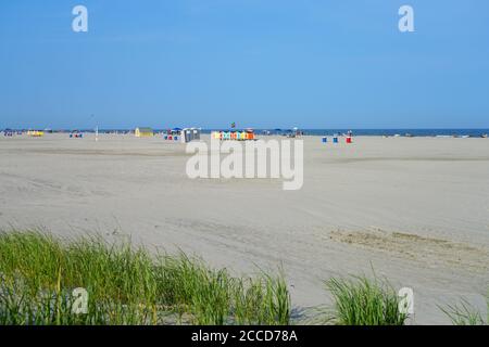 WILDWOOD CREST, NJ-21 JUL 2020- Blick auf den Strand in Wildwood Crest, an der Jersey Shore in Cape May County, New Jersey, USA. Stockfoto