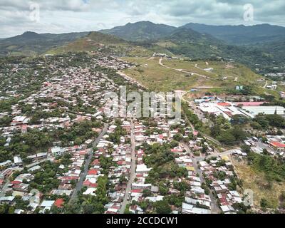 Matagalpa Stadtbild von Drohne an hellen sonnigen Tag Stockfoto