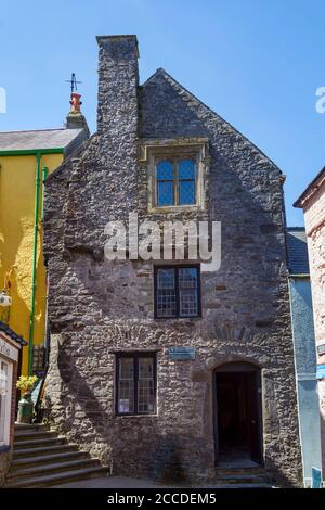 Tenby, Wales, UK , 14. Mai 2018 : Tudor Merchant House in Pembrokeshire ein Gebäude aus dem 15. Jahrhundert, das ein beliebtes Reiseziel für Touristen ist Stockfoto