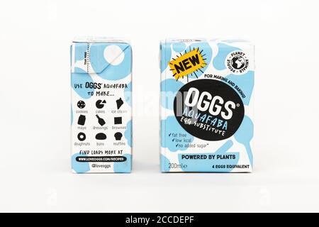 Oggs aquafaba. Vegane, rein pflanzenbasierte flüssige Eierersatzkarton Stockfoto