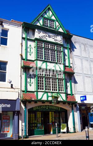 Swansea, Wales, UK , June 30, 2018 : Holland & Barrett Einzelhandel Unternehmen Gesundheit Lebensmittelgeschäft in der Union Street Stockfoto